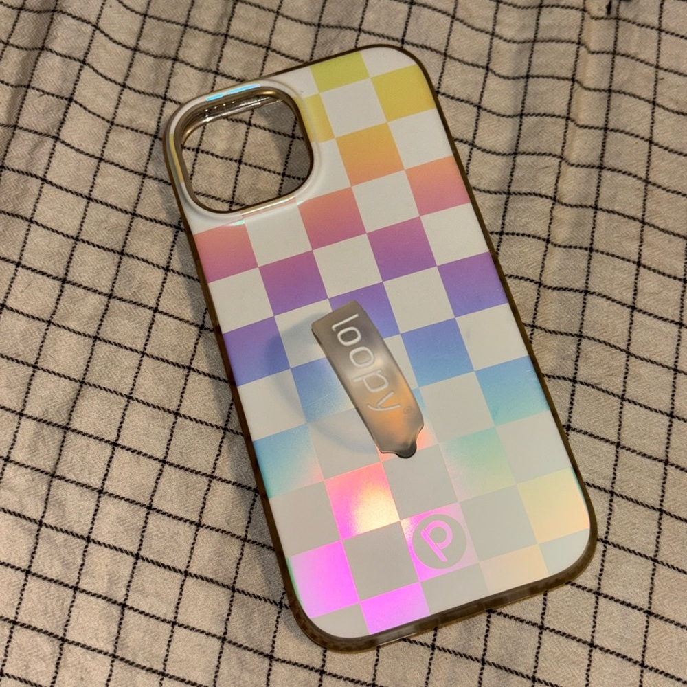iPhone 15 Loopy Case